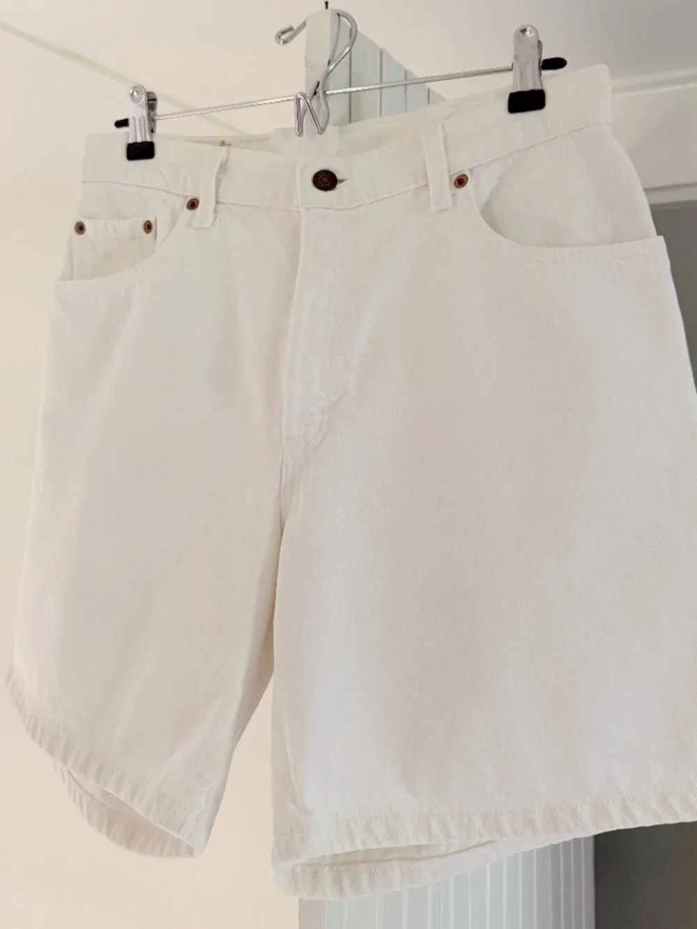 Levi's 550 Vintage '94 Relaxed Fit Jean Shorts Size 11 White